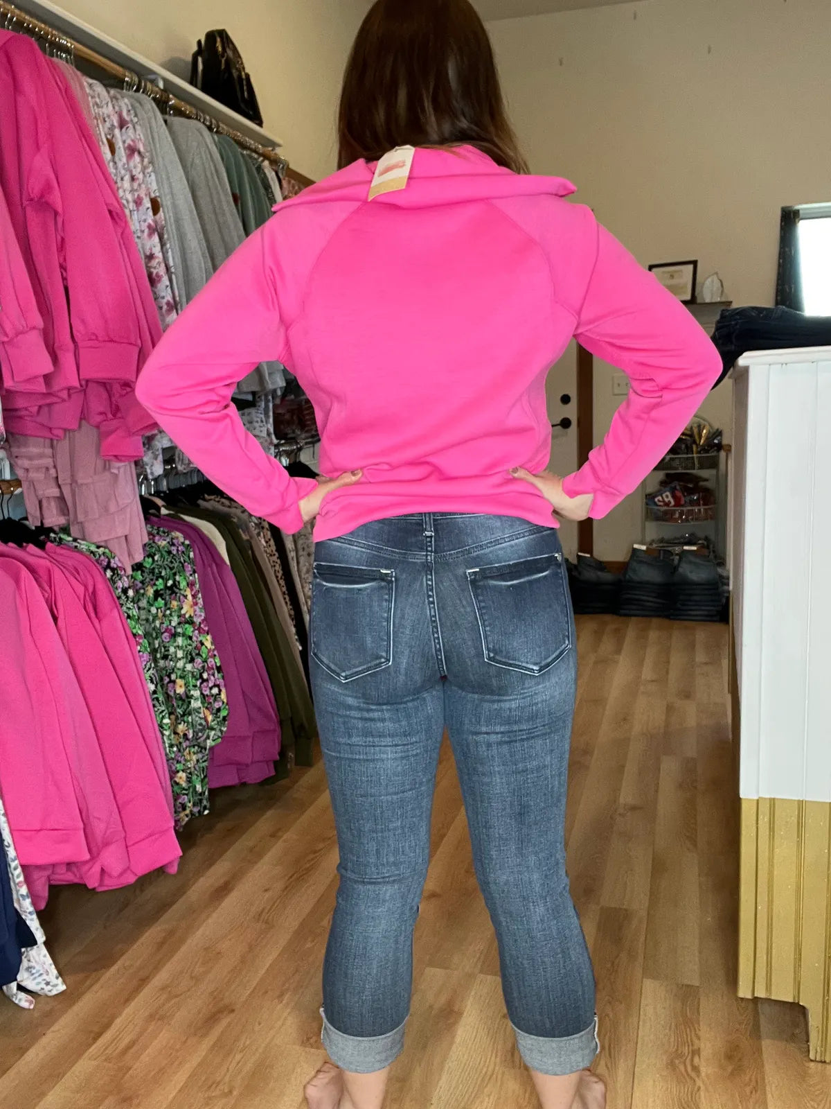 Judy Blue Mid Rise Capri